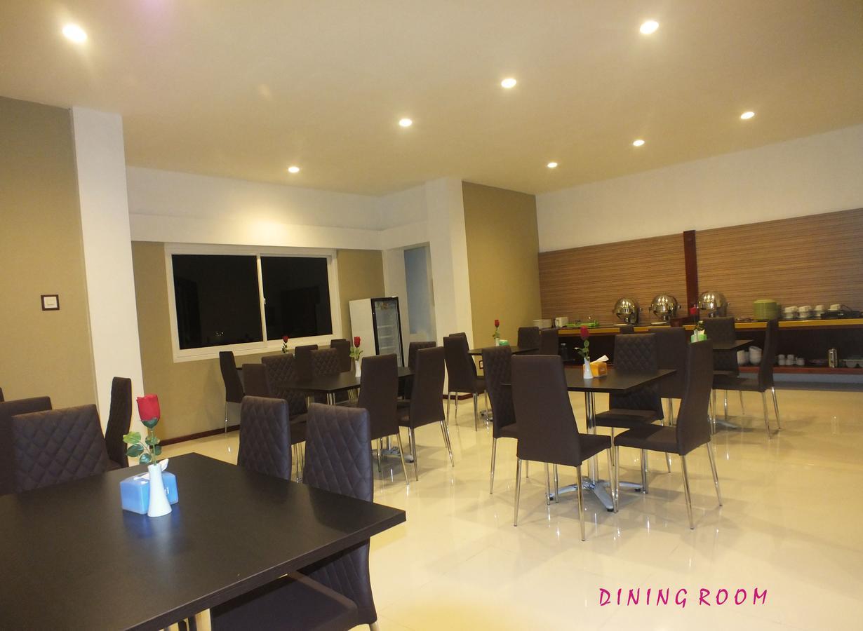 Zamrud Malioboro Otel Yogyakarta Dış mekan fotoğraf